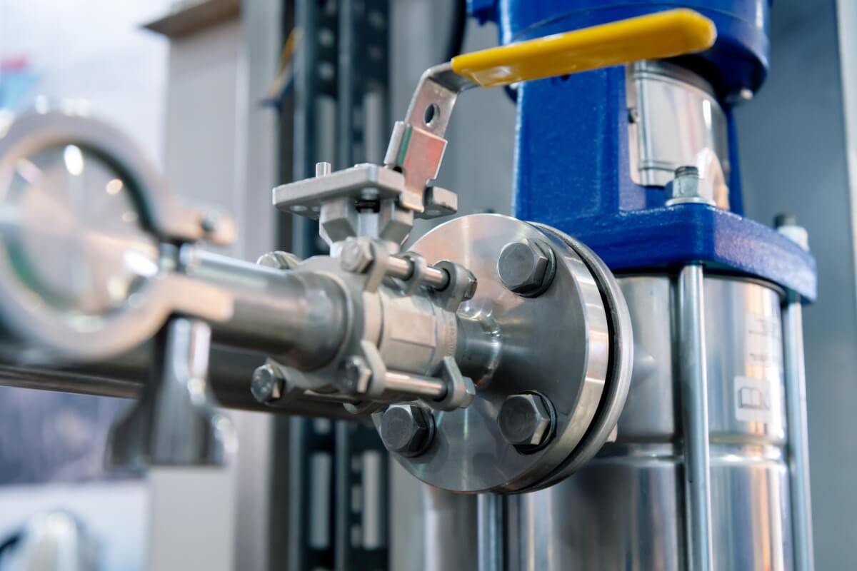 Biohub fluid control